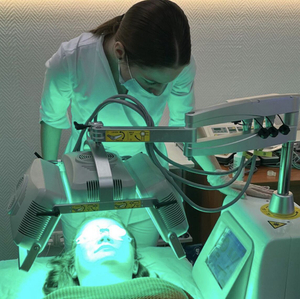 نظام العلاج الضوئي الديناميكي